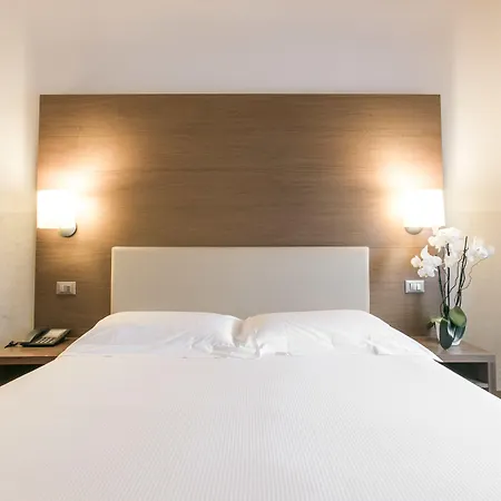 Opera Hotel Dossobuono