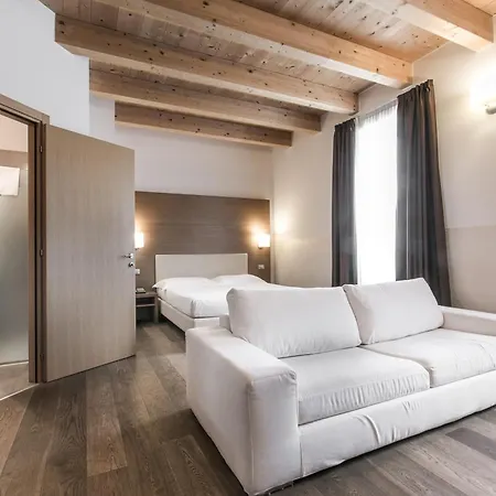 欧佩拉酒店 酒店 3*