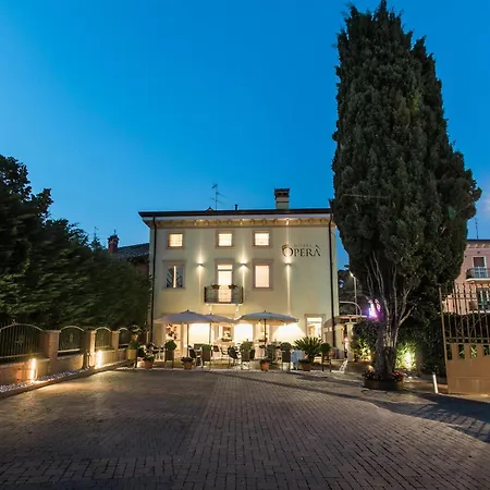 Hotel Opera Dossobuono