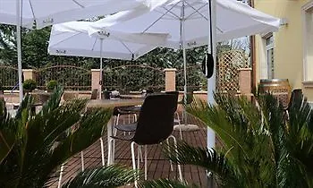 欧佩拉酒店 3* 多索博诺