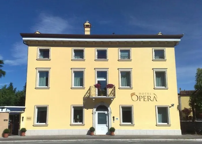 Operà Hotel