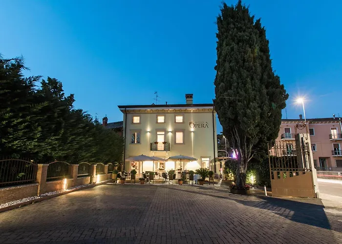 Hotel Operà Dossobuono