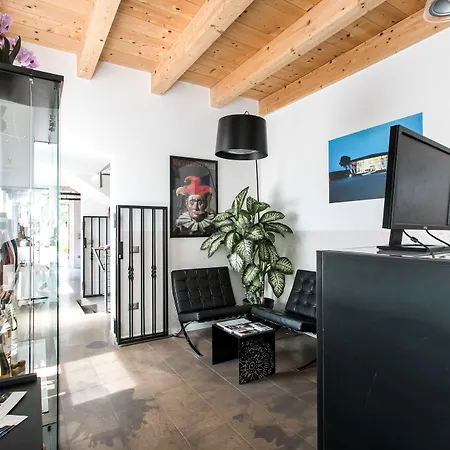 Opera 3* דוסובונו