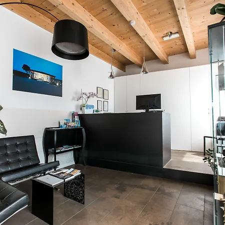 Opera ホテル ドッソブオノ