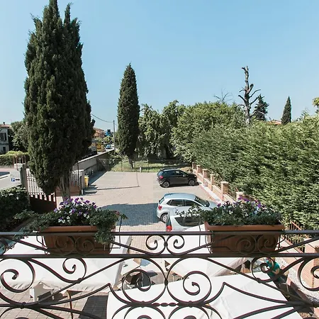 מלון Opera דוסובונו