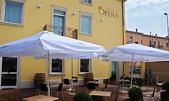 Operà 3* Dossobuono