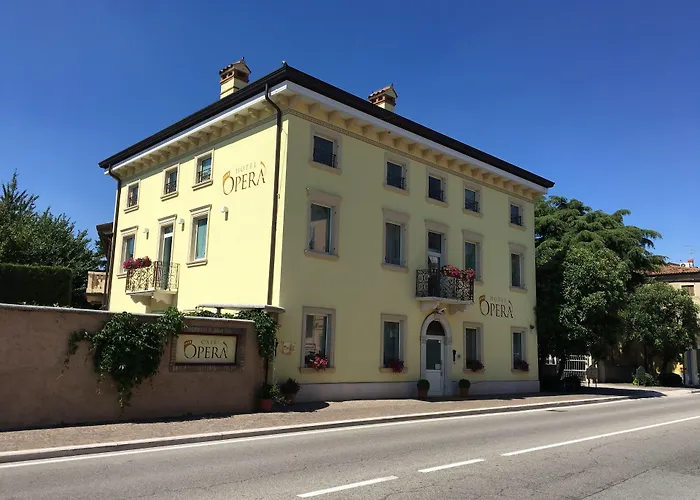 Opera 3* Dossobuono